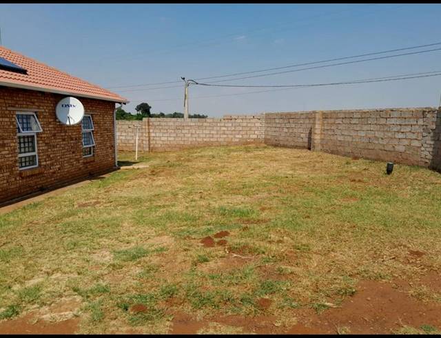 3 BEDROOM HOUSE FOR SALE IN LUFHERENG